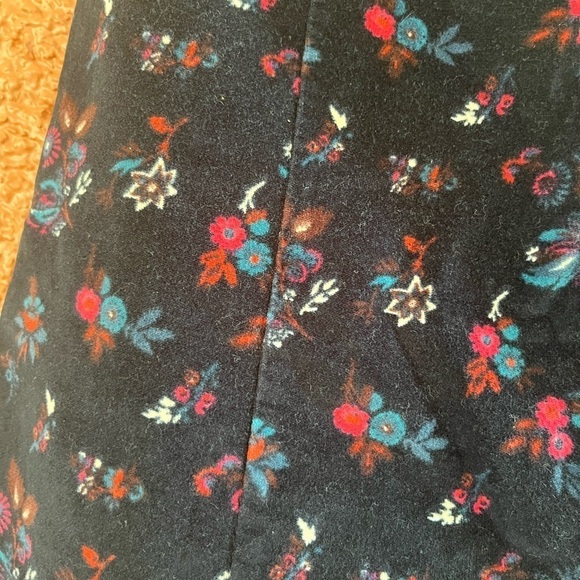 Hollister Button Up Floral Suede Skirt - Picture 3 of 4